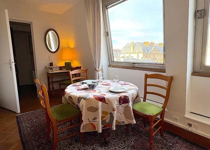 Le Penthouse Thorigny 公寓