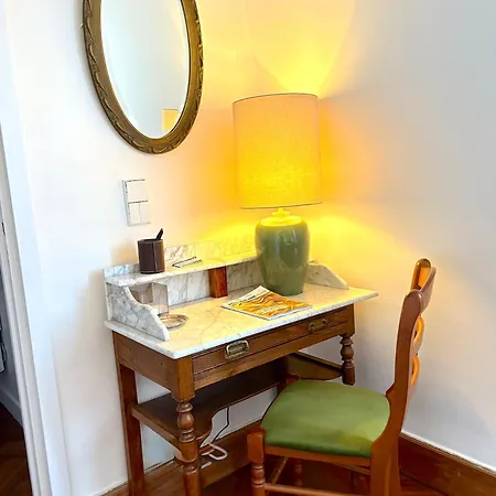 Le Penthouse Thorigny Apartment Paris