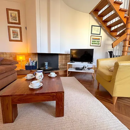 Le Penthouse Thorigny Apartment Paris