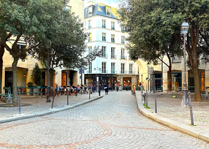 Le Penthouse Thorigny 아파트 *